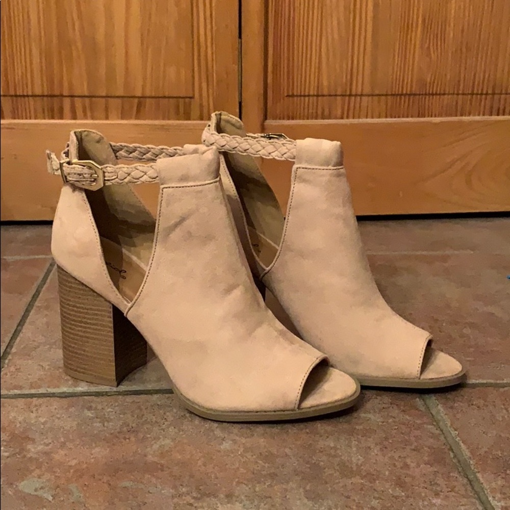Peep toe ankle boots